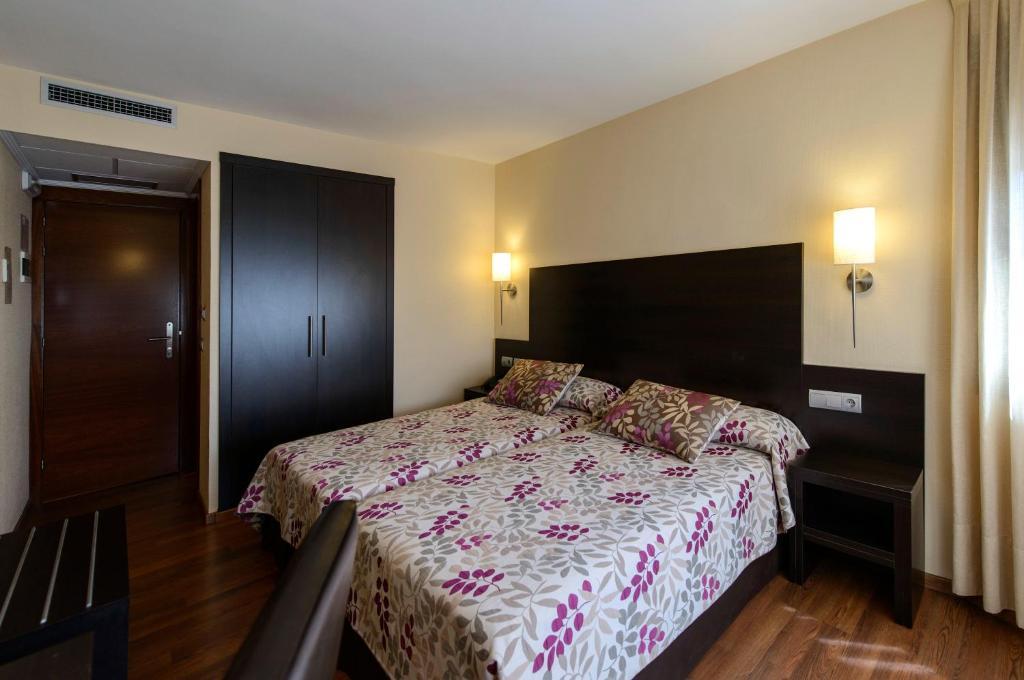 Hotel Restaurante La Peseta Astorga Luaran gambar